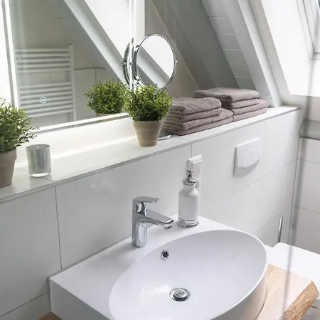 Haus Sandnelke - Domizil Am Ostseewald * Ostseeheilbad Zingst